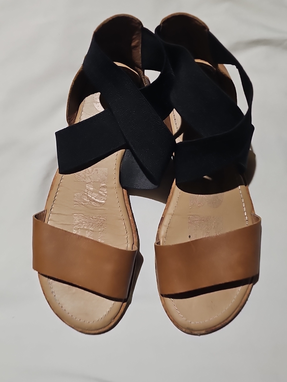 Women’s Black & Tan Crisscross Sandals